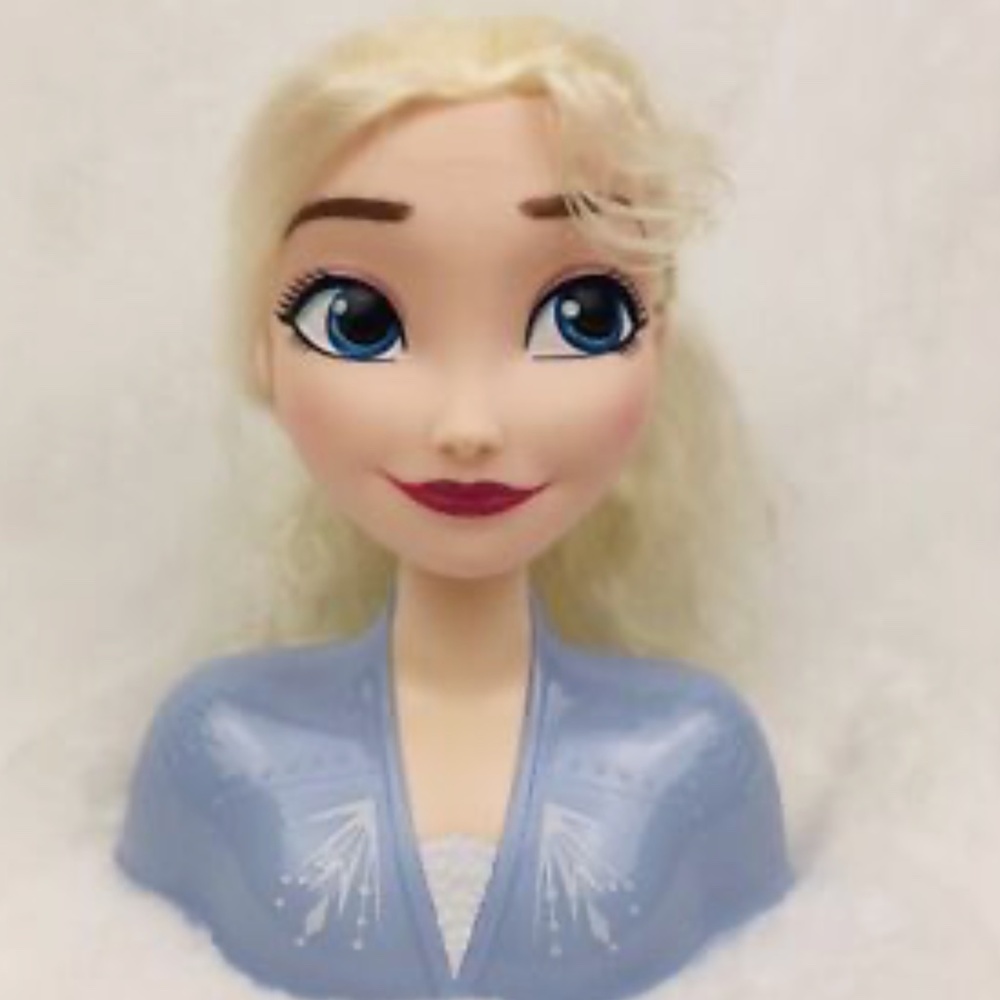 Frozen 2 Elsa Styling Head Disney Frozen